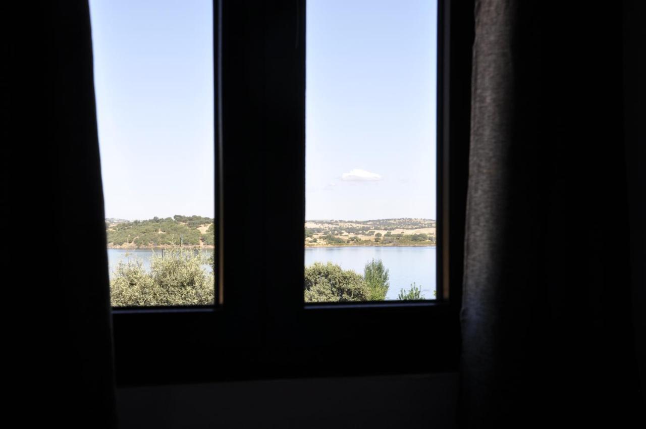 Hostel Cruceros Alqueva Cheles Zewnętrze zdjęcie