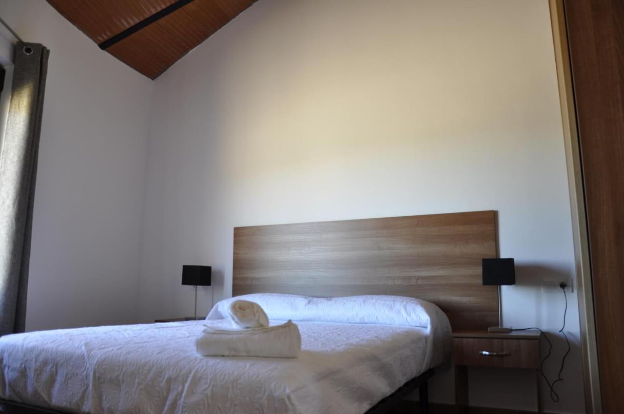 Hostel Cruceros Alqueva Cheles Zewnętrze zdjęcie